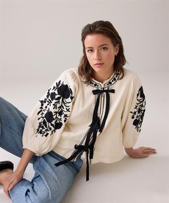 Summum jasje strikken broderie